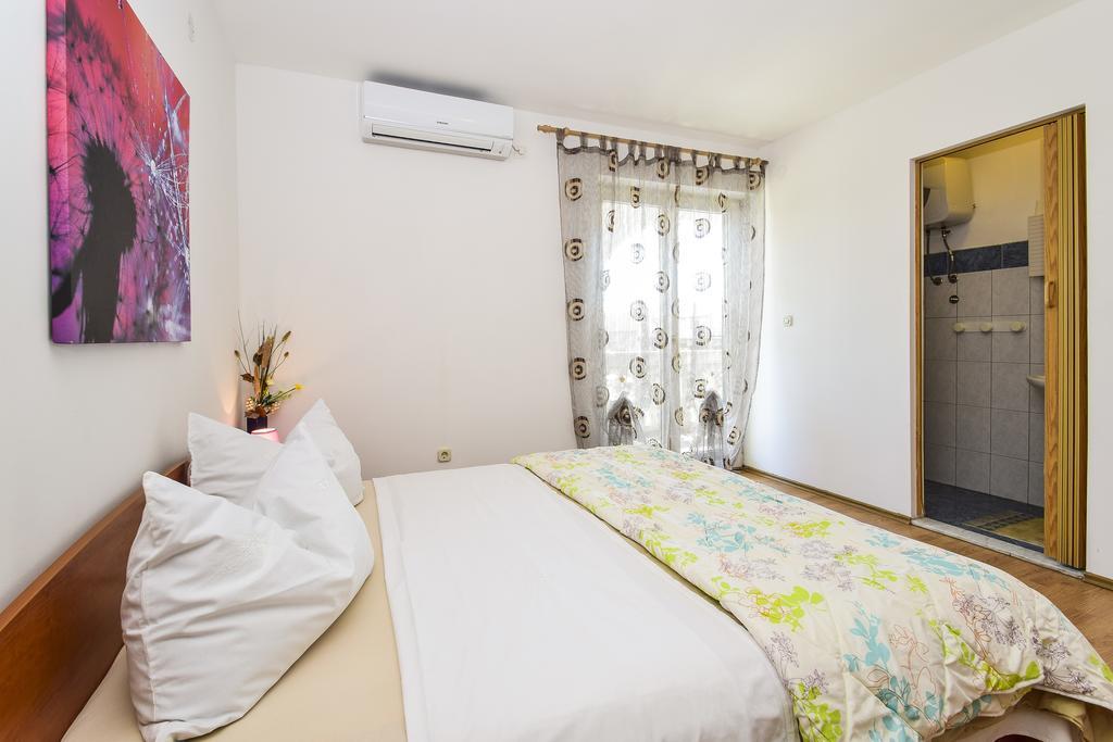 Apartments Jonjic Vodice Exterior foto